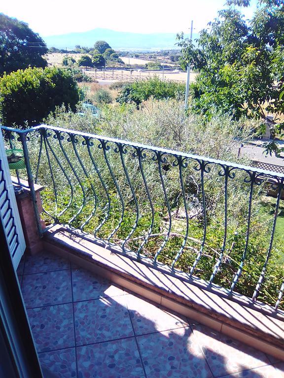 Il Tarlo Bed & Breakfast Seneghe Bagian luar foto
